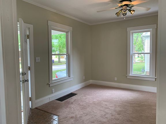 2nd image of 516 Plum St