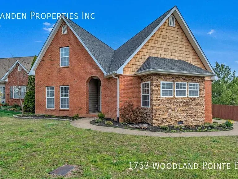 1753 Woodland Pointe Dr — Photo 1