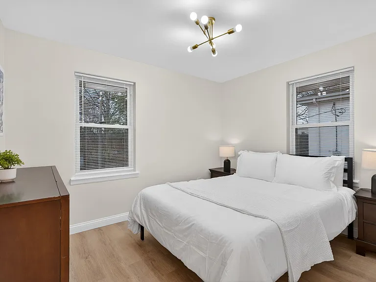 9011 Gedde Ave — Photo 18