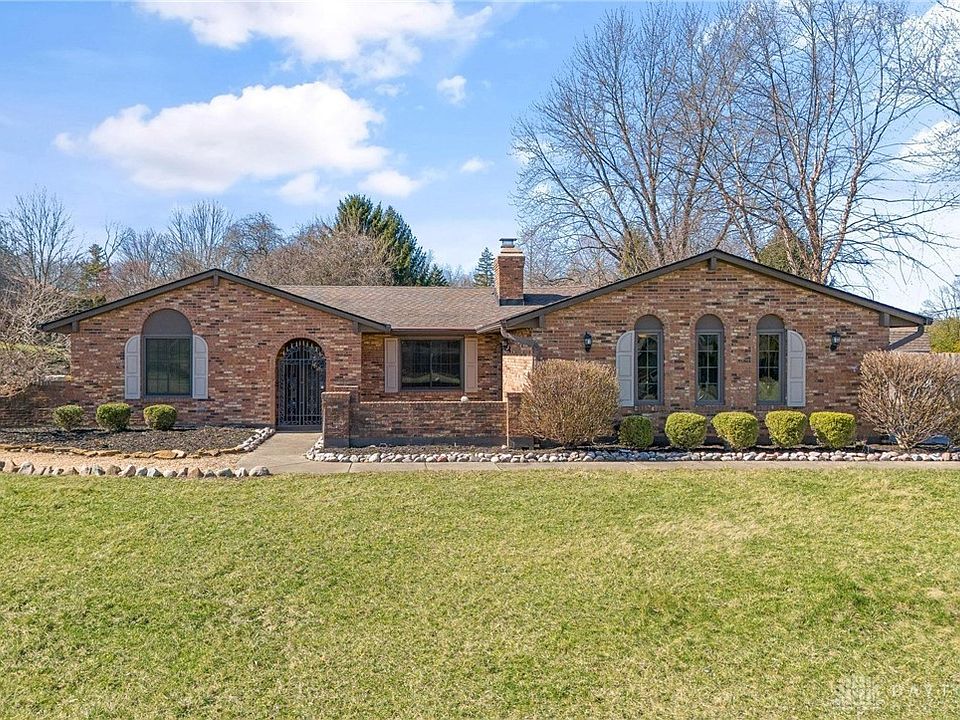 1st image of 45 Hawthorne Glen Trl