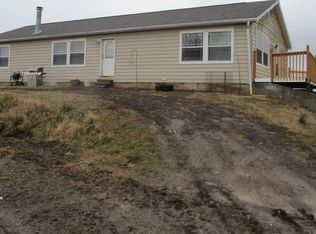 1938 NW 82nd Ter, Columbus, KS 66725