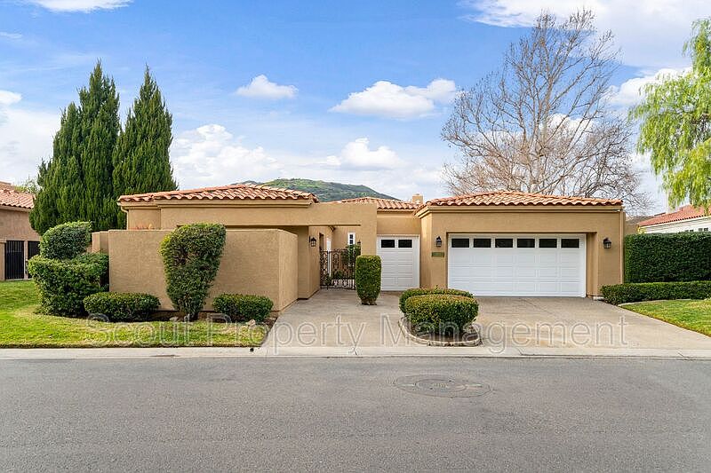 1st image of 38301 Aberdeen Dr