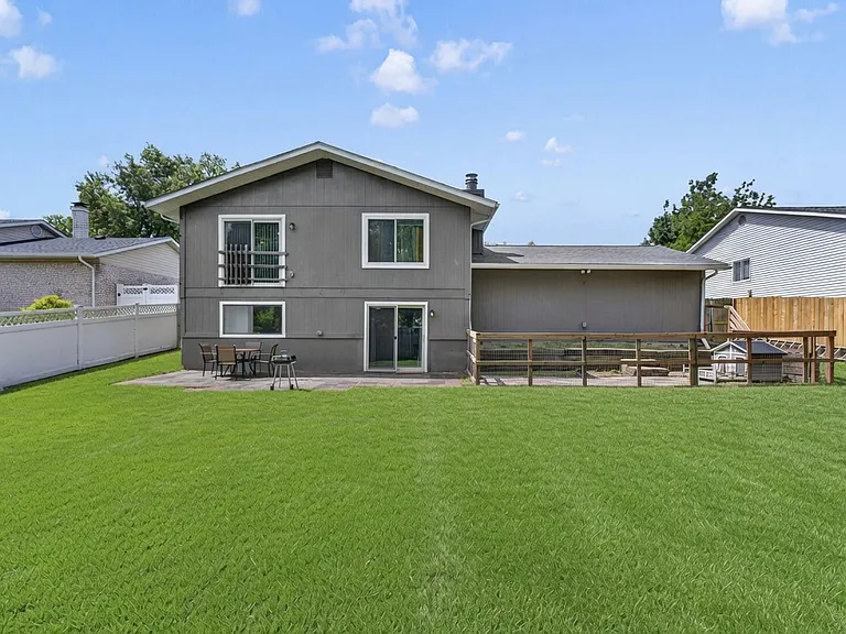 2335 Hempline Ct — Photo 48