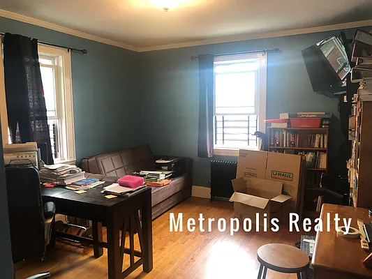 Rented by Metropolis International Realty Inc. | media 2