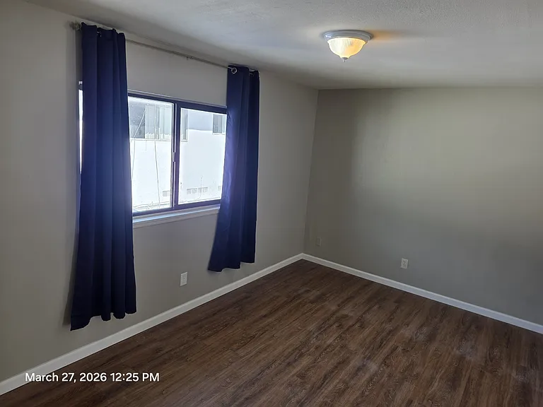 349 N Vecino Dr #4 — Photo 5