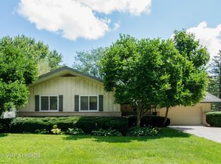 905 Ruth Dr, Elgin, IL 60123