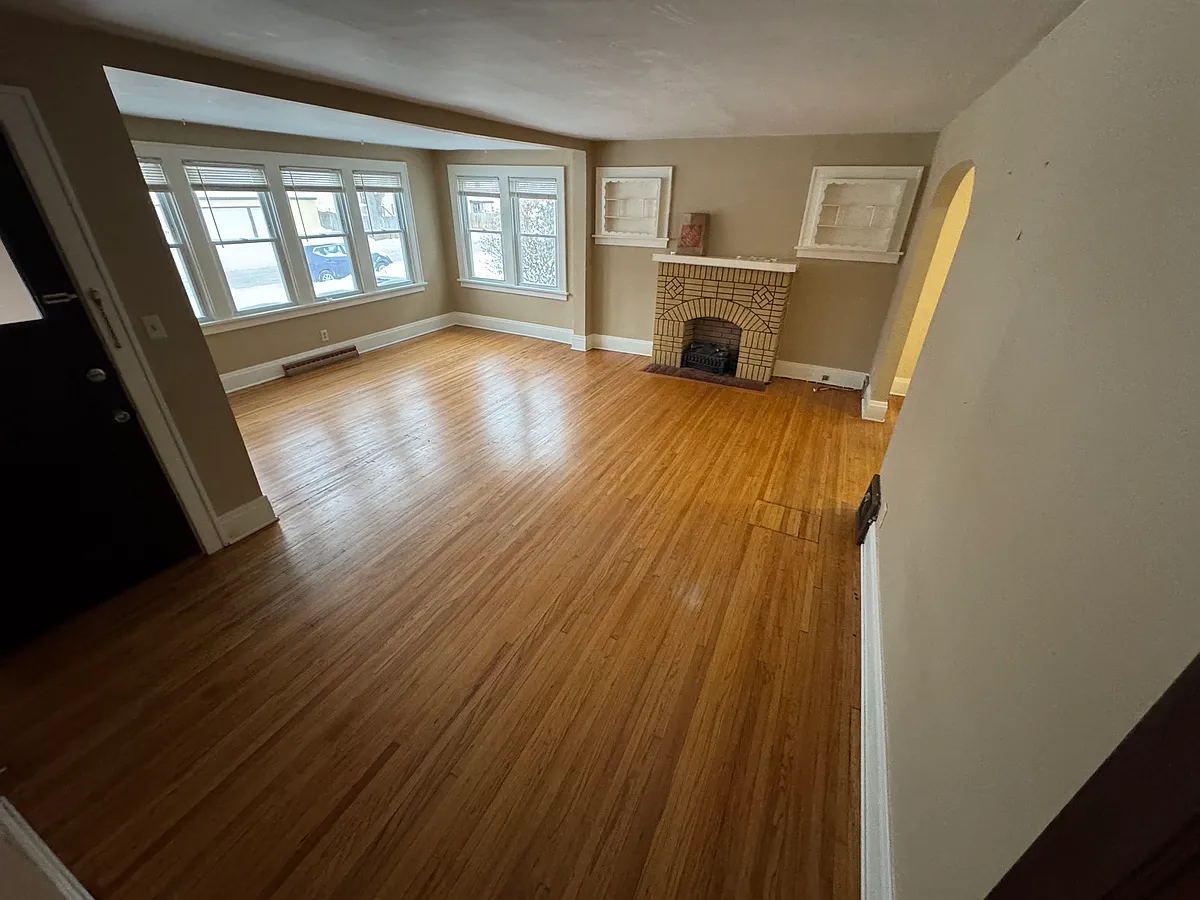 Building Photo - 532 Linden Ave #1