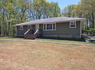 1422 Shafto Rd, Tinton Falls, NJ 07712