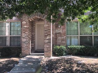 2389 Homewood Ln, Grand Prairie, TX 75050