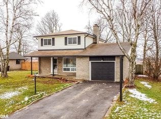 261 Nelson Cres, Innisfil, ON L9S1E5