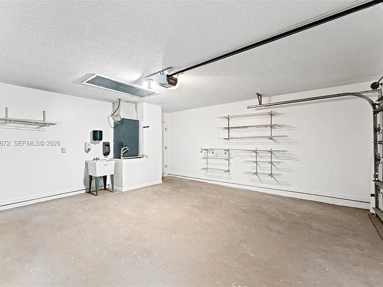 3561 SW Carmody St — Photo 22