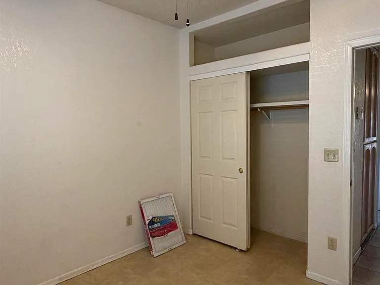 804 S Dora Ave — Photo 11