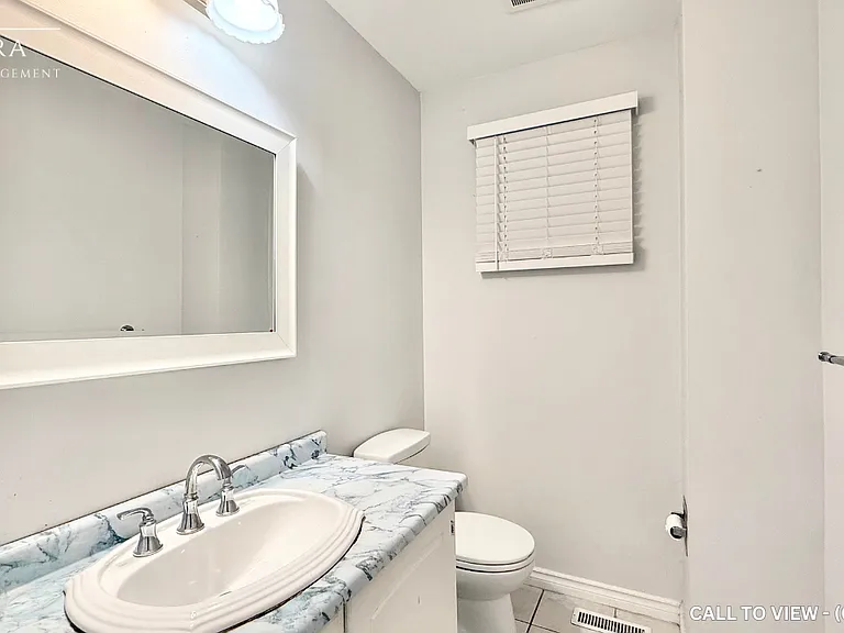 74 Cassander Cres — Photo 20