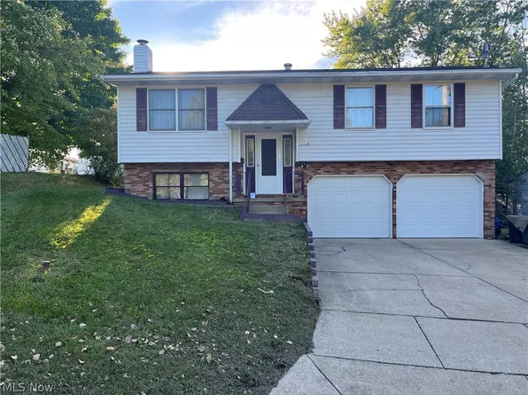 636 Rhoda Ave, Youngstown, OH 44509