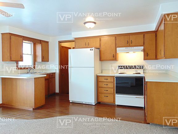 5th image of 1748 Arnold Dr