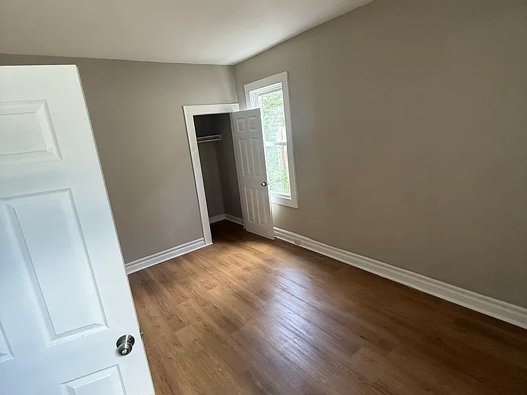 218 Linden Ave #1 — Photo 7