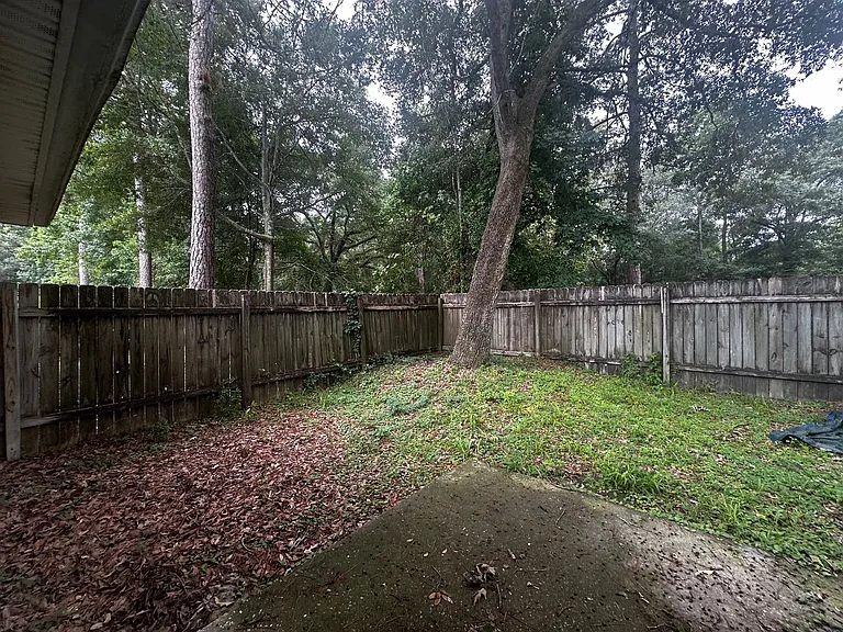 7206 Jaffrey Ct — Photo 13