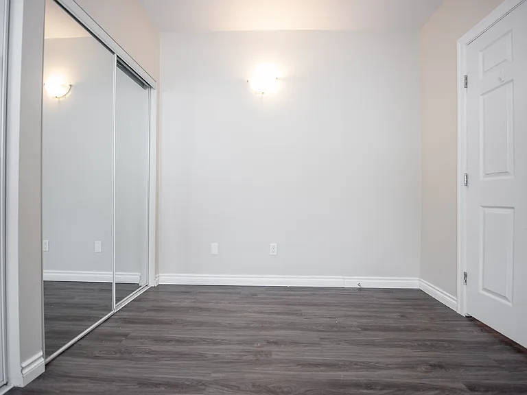 433 Edison Ave #315 — Photo 12