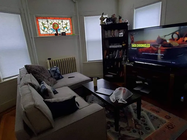 18 Reed Ave #1 — Photo 3