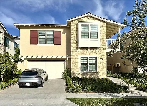 222 Parkwood Photo 1