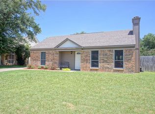 3733 Farm Field Ln, Fort Worth, TX 76137