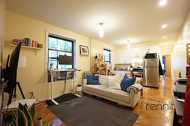 Rented by Rennit Inc.