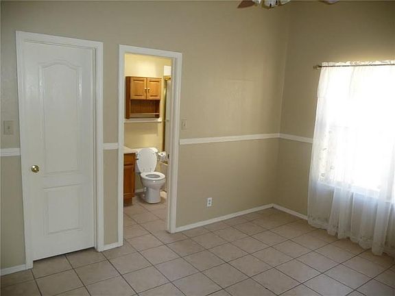 5th image of 6829 Canyon View Ln