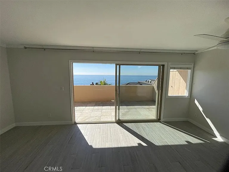 2037 S Coast Hwy #1 — Photo 11
