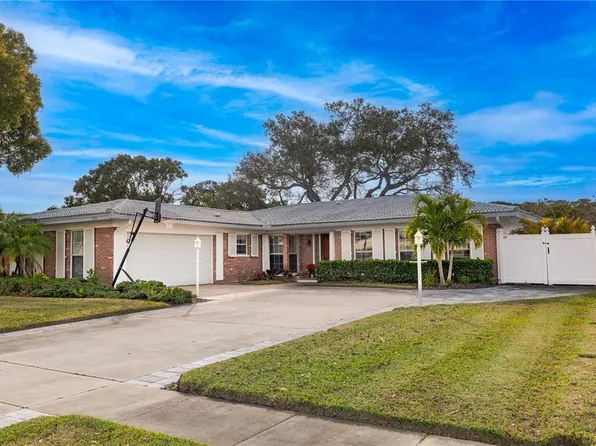 14589 Anchorage Cir, Seminole, FL 33776