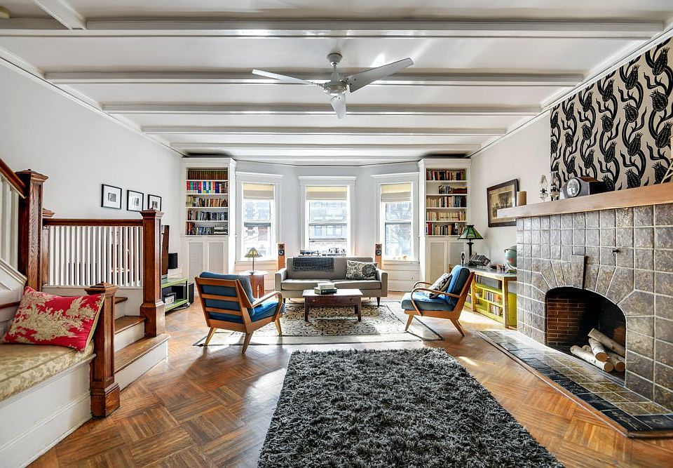 1st image of 365 Parkside Ave