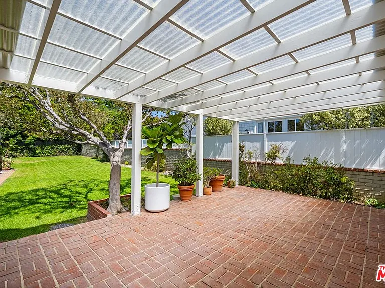 513 Arbramar Ave — Photo 14