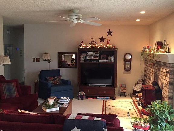 2nd image of 9448 Laguna Creek Dr