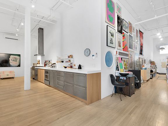 3rd image of 9 Mercer St APT 5A