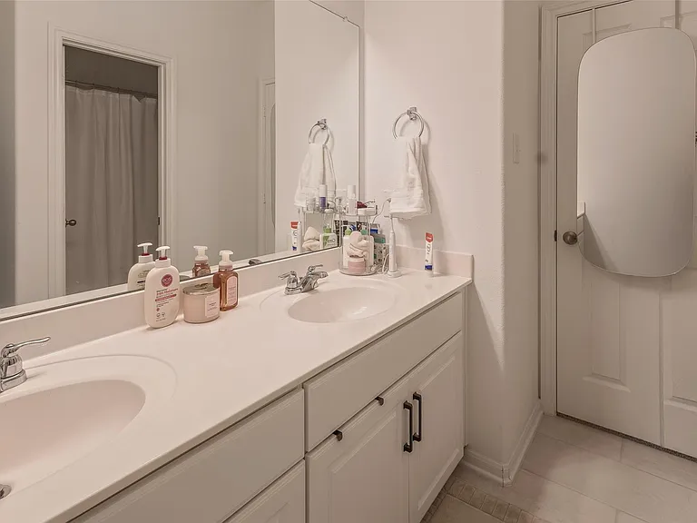 31502 Willows Bracken Ct — Photo 32