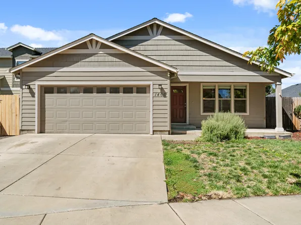 1466 Clearsprings Dr, Medford, OR 97501