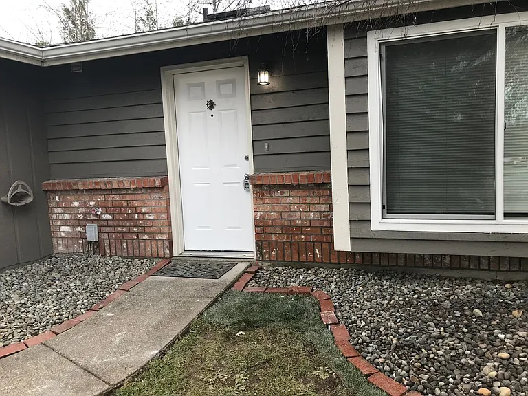 6712 Ct E #6714 — Photo 2