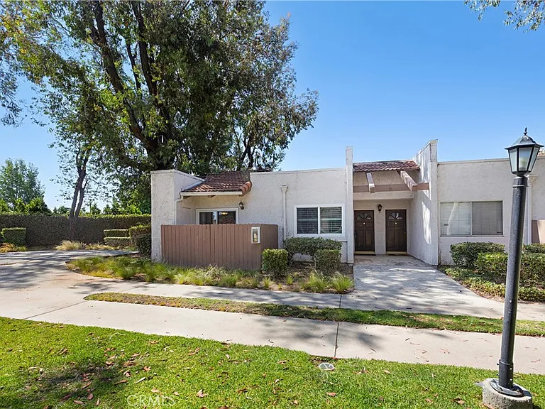 17572 Vandenberg Ln #1 — Photo 2