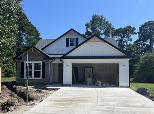 8741 Nottoway Ave NW, Calabash, NC 28467
