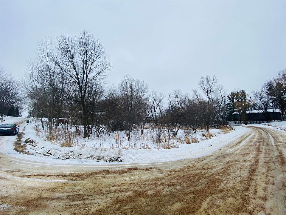 1st image of 6110 Hillsdale Dr