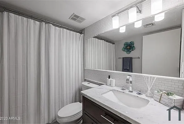 3131 W Cochise Dr #204 — Photo 28