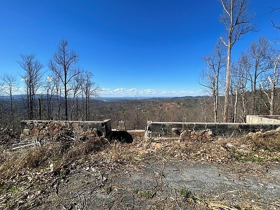 5th image of 815 Kings Way