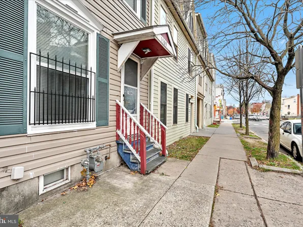 1509 Derry St, Harrisburg, PA 17104