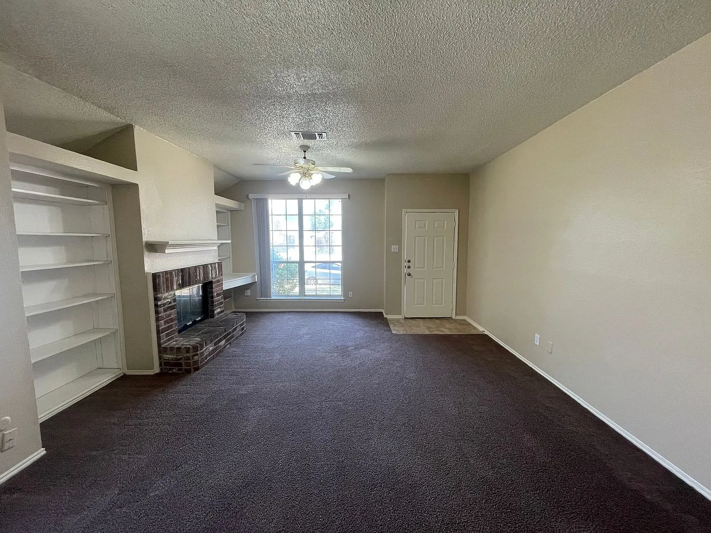 Mesquite 4 Bedroom for Lease — Photo 4