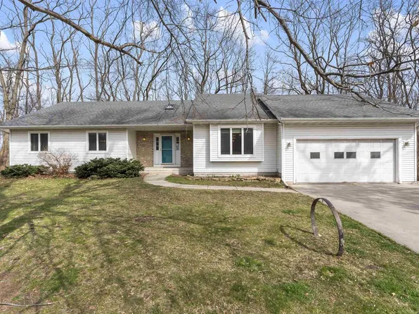 5631 Hodgson Road, Mazomanie, WI 53560