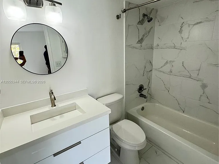 9050 NW 28th St #136 — Photo 13