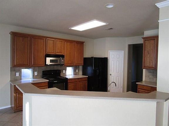 4th image of 4408 Spruce Pine Ct