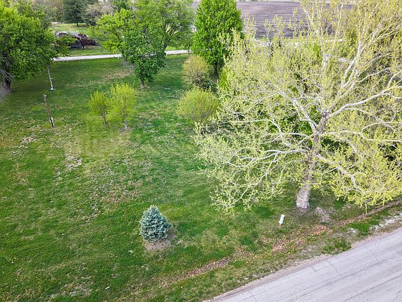3rd image of 805 Lincoln Ave