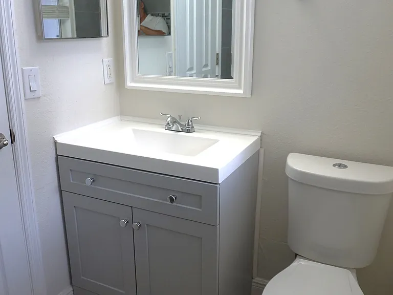 8511 Shady Glen Dr — Photo 13