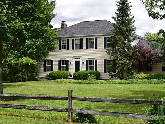 2nd image of 8170 Belle Vernon Dr