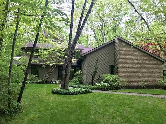 1st image of 4804 Moorland Ct